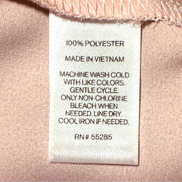 Express Tank Top Blouse Women's Blush Pink V-Neck Blouse Sleeveless Flowy - Picture 4 of 4